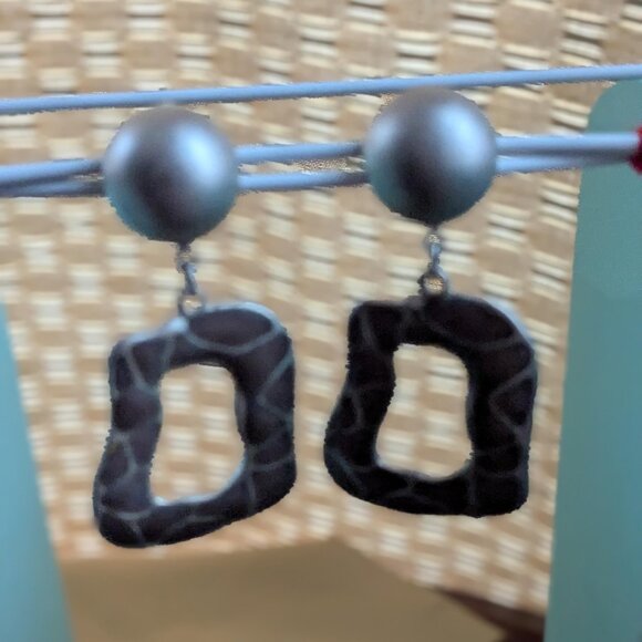 Copper Wire Dangle Earrings - Vintage Geometric Drop Earrings - Picture 5 of 5